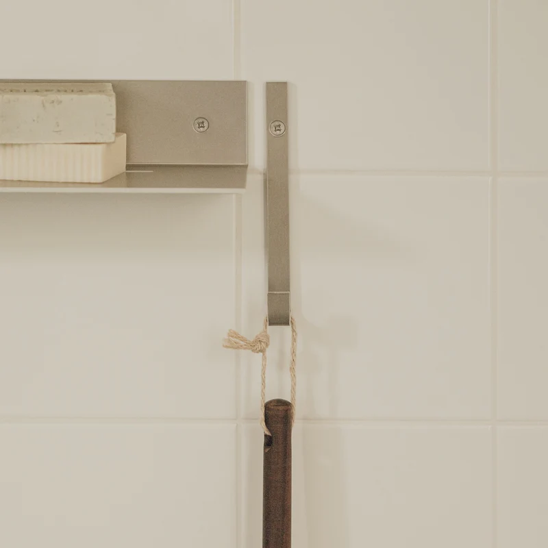 Nástěnný háček RAWW, přírodní hliník