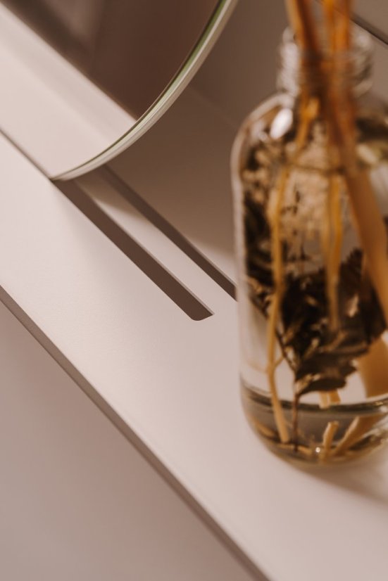 Kúpeľňové zrkadlo s kovovou policou London biele