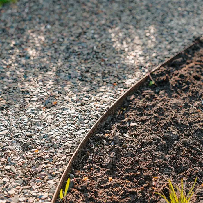 Dřevěné kotvicí kolíky k zahradním obrubníkům – 20 ks
