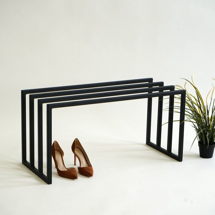 Kovový botník Mario