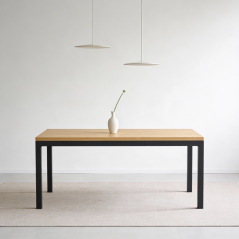 Jídelní stůl s masivní dubovou deskou Klasik