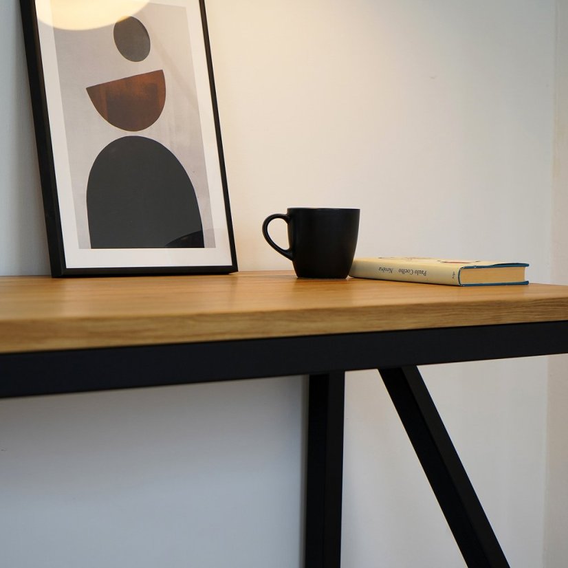 Pracovný stôl Borge s masívnou dubovou doskou