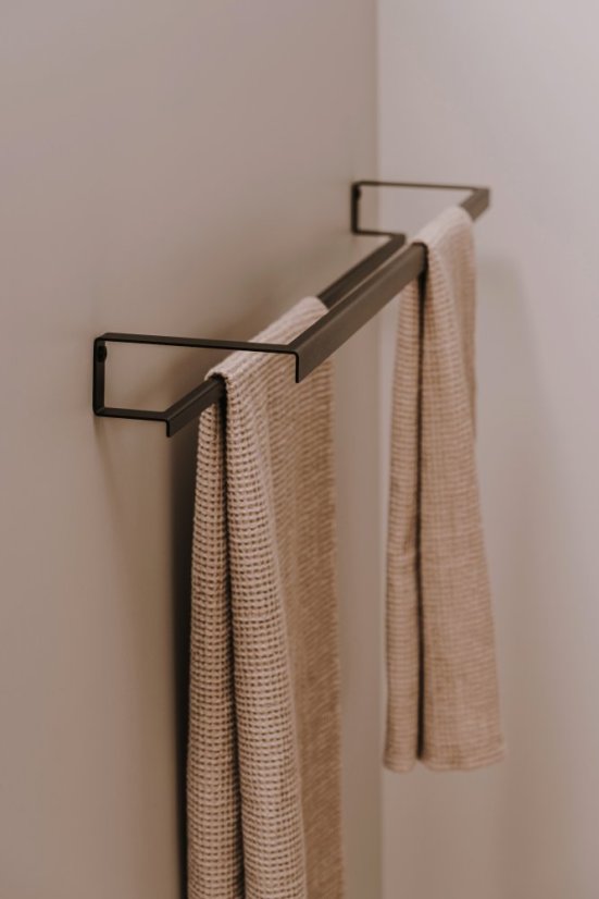 Kovový držiak na uteráky Tallinn dvojitý čierny - Veľkosť: S