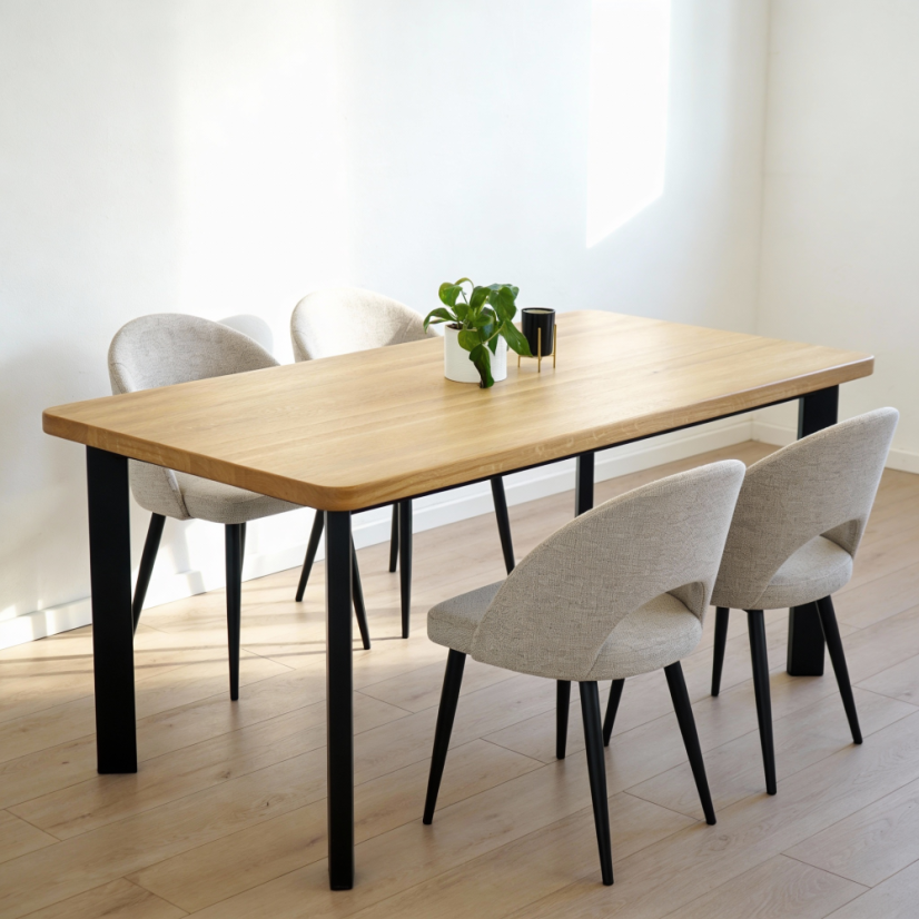 Jídelní stůl s masivní dubovou deskou Gloria - Rozměry stolové desky: 1800 x 900 mm