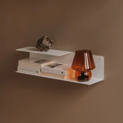 Nástenná kovová polica Porto biela