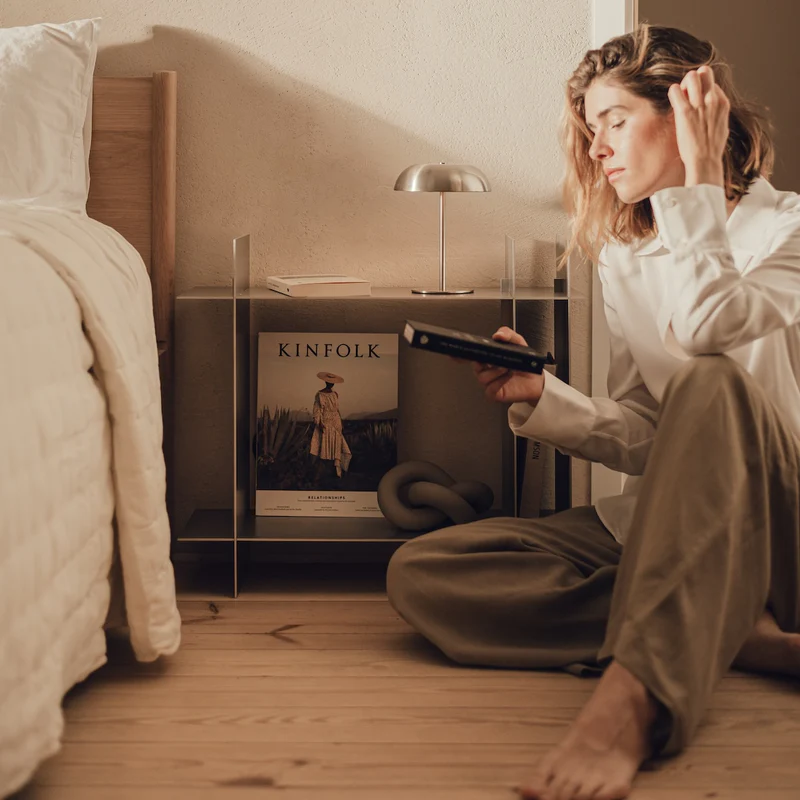 Odkladací stolík RAWW, prírodný hliník