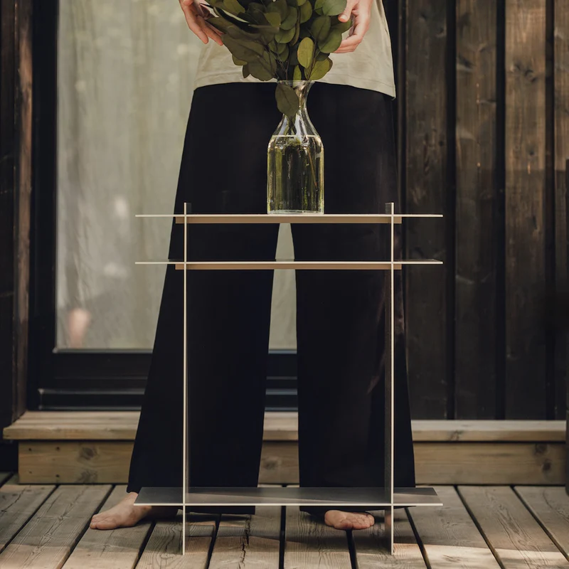 Odkladací stolík RAWW, prírodný hliník