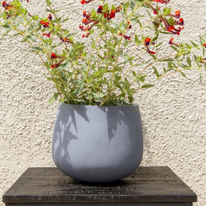 Květináč Orb šedý - Velikost květináče: L, ⌀ 68,5 x v 57 cm, 12,2 kg, 170l