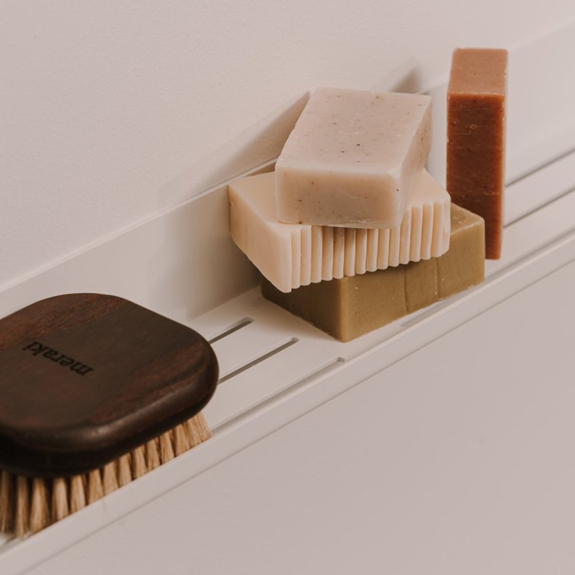 Kovová nástěnná police do koupelny Roma bílá - Velikost: L - pravá varianta