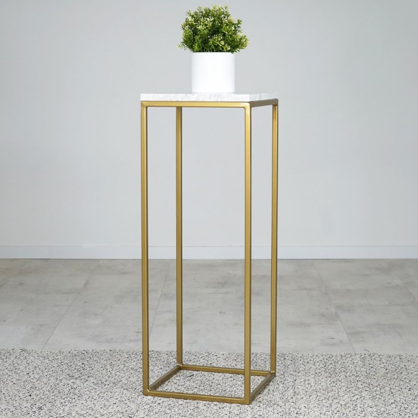 Kovová konstrukce odkládacího stolku