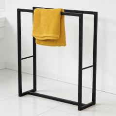 Kovový stojan na uteráky Fredie