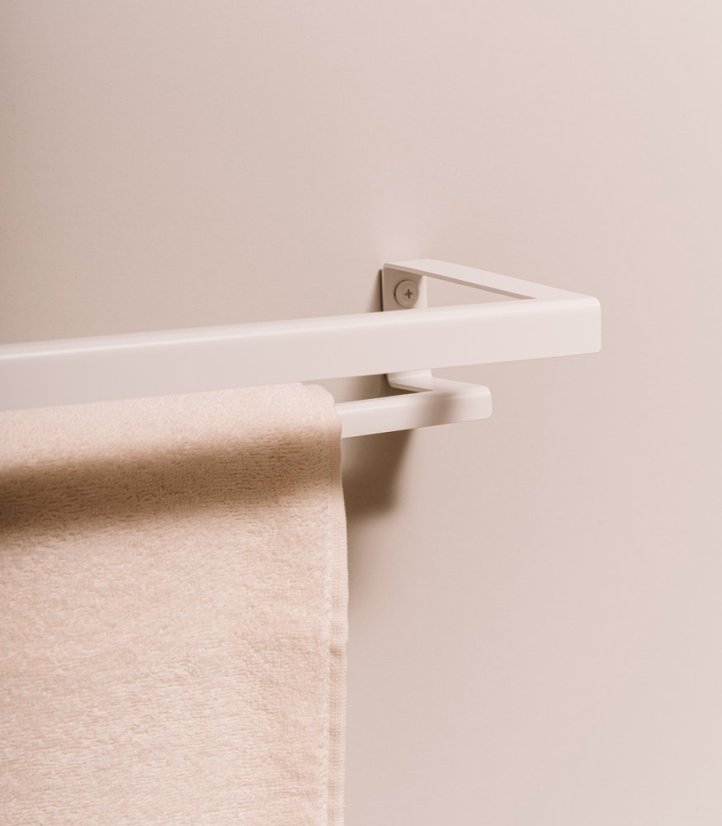 Kovový držiak na uteráky Tallinn dvojitý biely