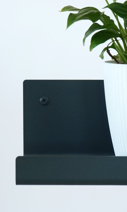 Nástenná kovová polica Melissa - Dĺžka: 350 mm, Farby kolekcie Essence: čierna RAL 9005