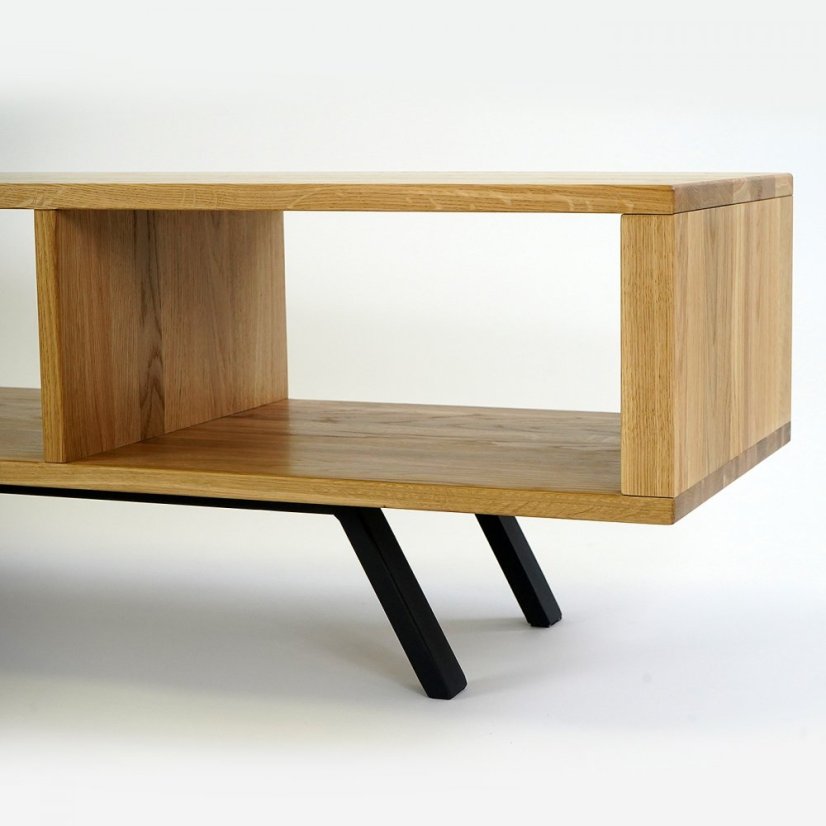 TV stolek Alfa z dubového masivu