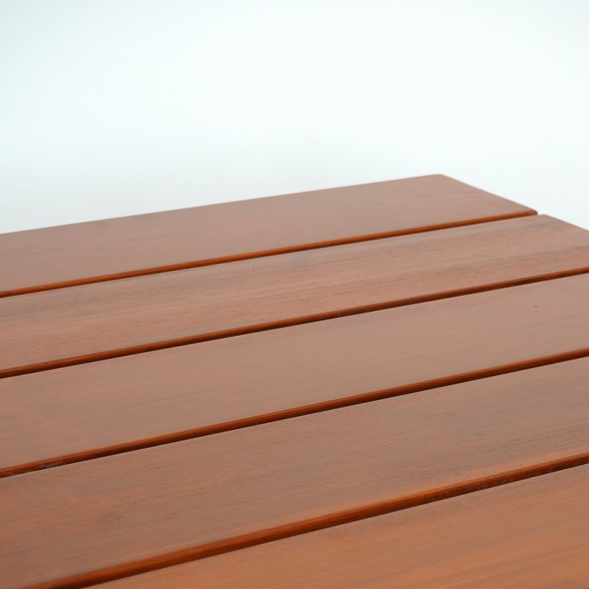 Záhradný stôl Bergamo s masívnym drevom a oceľovou konštrukciou - Výber lazúry dreva: pinie