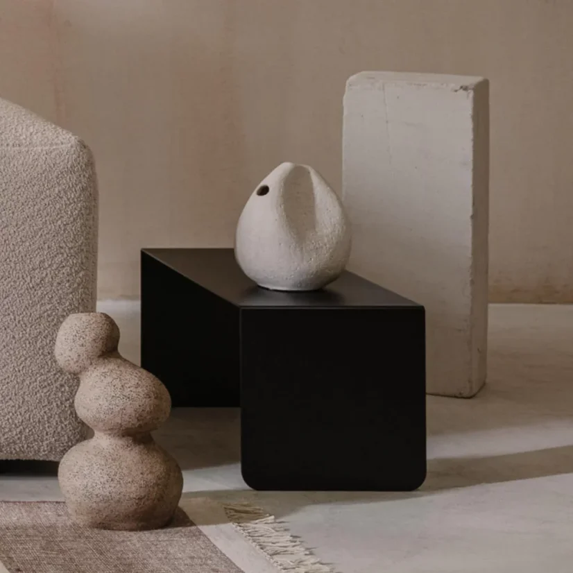 Kovový odkládací stolek Valencia