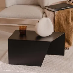 Kovový odkladací stolík Praha