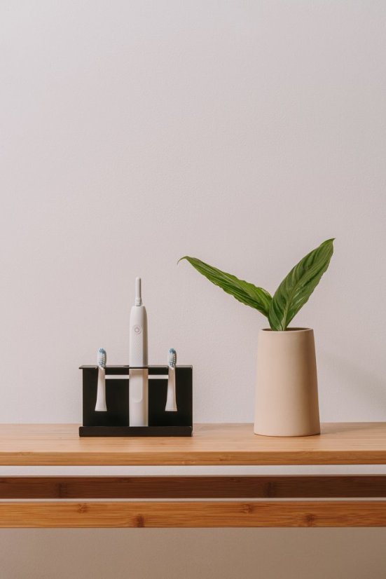 Kovový držiak na elektrické zubné kefky Sevilla - Farba: Biela, Veľkosť: S