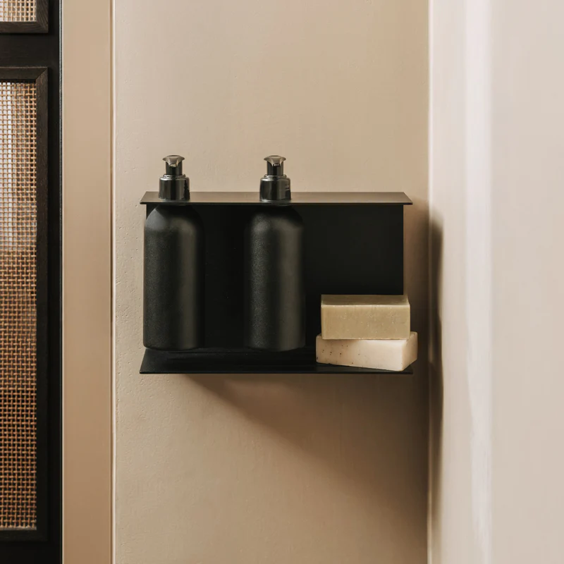 Kovový nástenný držiak s lahví a pumpičkou Palermo černý - Veľkosť: L