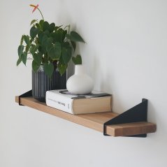 Nástěnná police z masivního dubu a oceli Dream