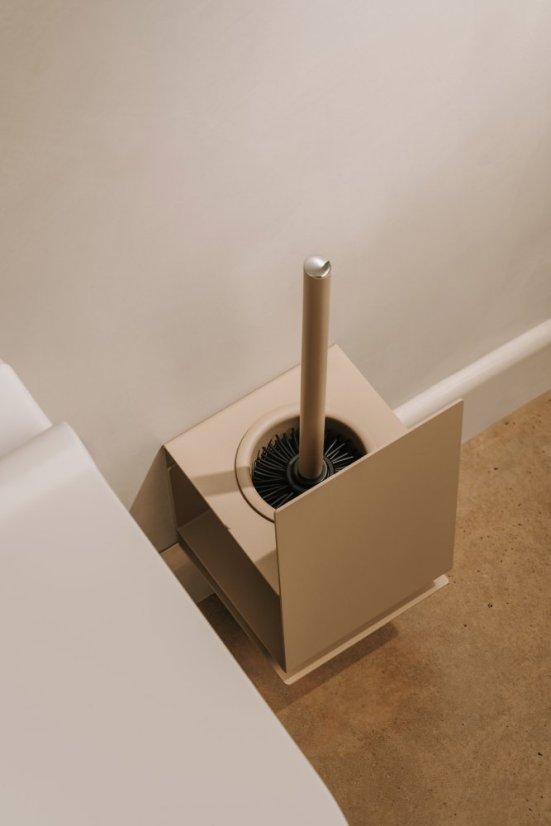 Kovový nástenný držiak sa štetkou Lugano pieskovo šedá - Veľkosť: M