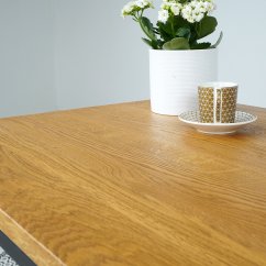 Konferenčný stolík Lago s masívnou dubovou doskou