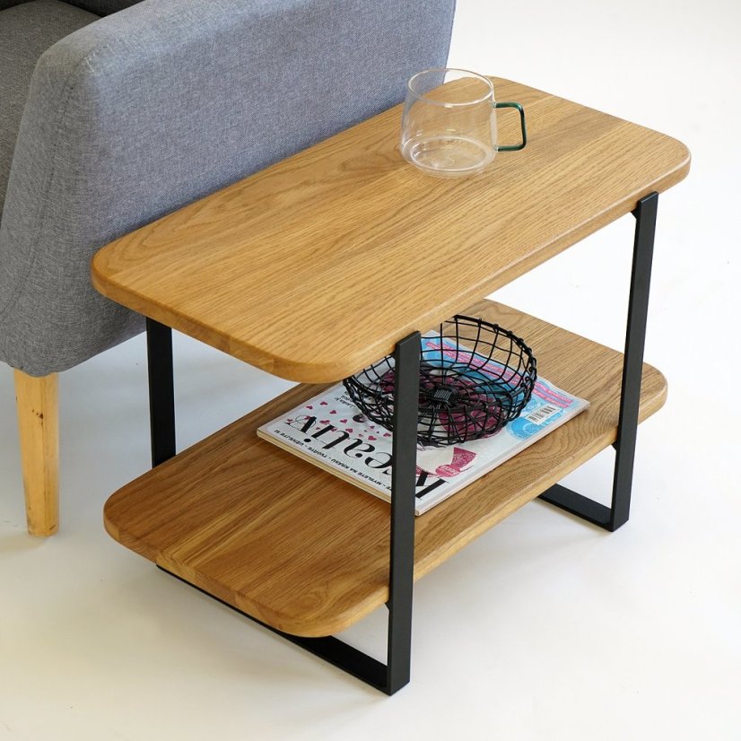 Odkladací stolík Bote s dubovým masívom