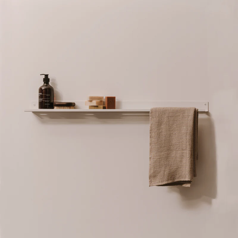 Kovová nástěnná police do koupelny Roma bílá - Velikost: L - pravá varianta