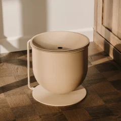 Designový kovový koupelnový odpadkový koš Faro