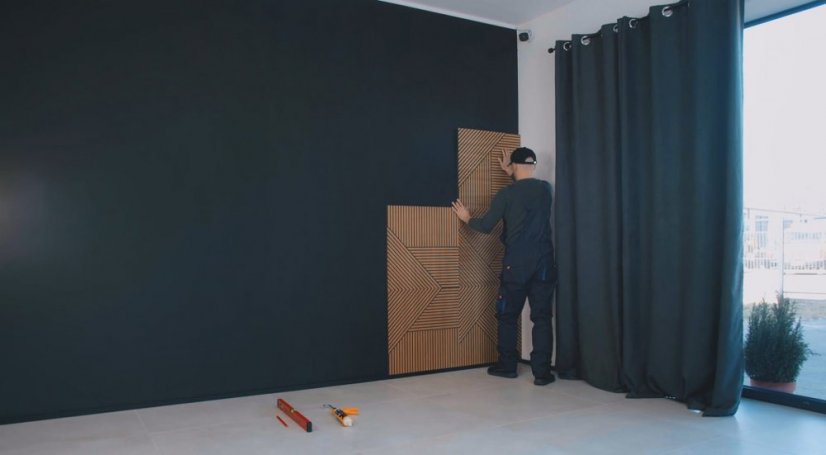 Designový obkladový panel s dubovou dýhou, vzor Versailles, 60x60 cm