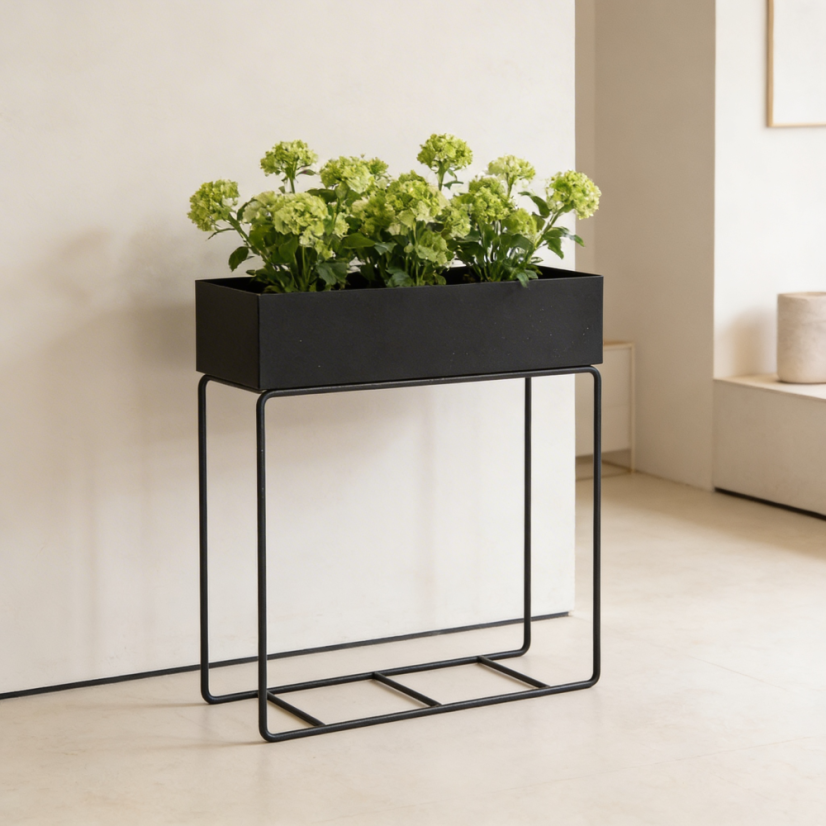 Kovový kvetináč Rosme