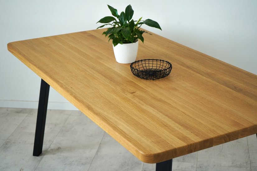 Jídelní stůl s masivní dubovou deskou Convex - Rozměry stolové desky: 2000 x 900 mm